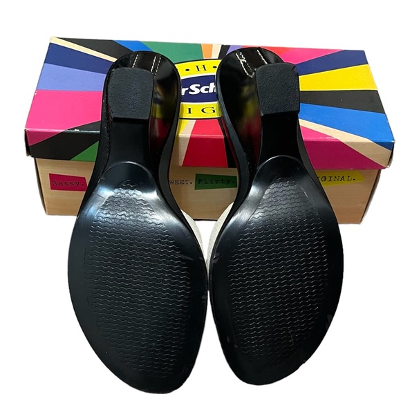 Dr. Scholl’s Relax Parchment Classic Buckle Wedge Slides - Picture 4 of 7